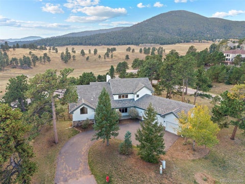 Photo of 32342 Little Bear Ct, Evergreen, CO 80439 (MLS # 3384125)