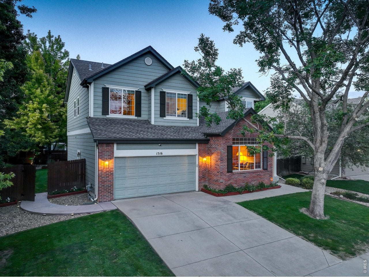 1516 Red Mountain Dr