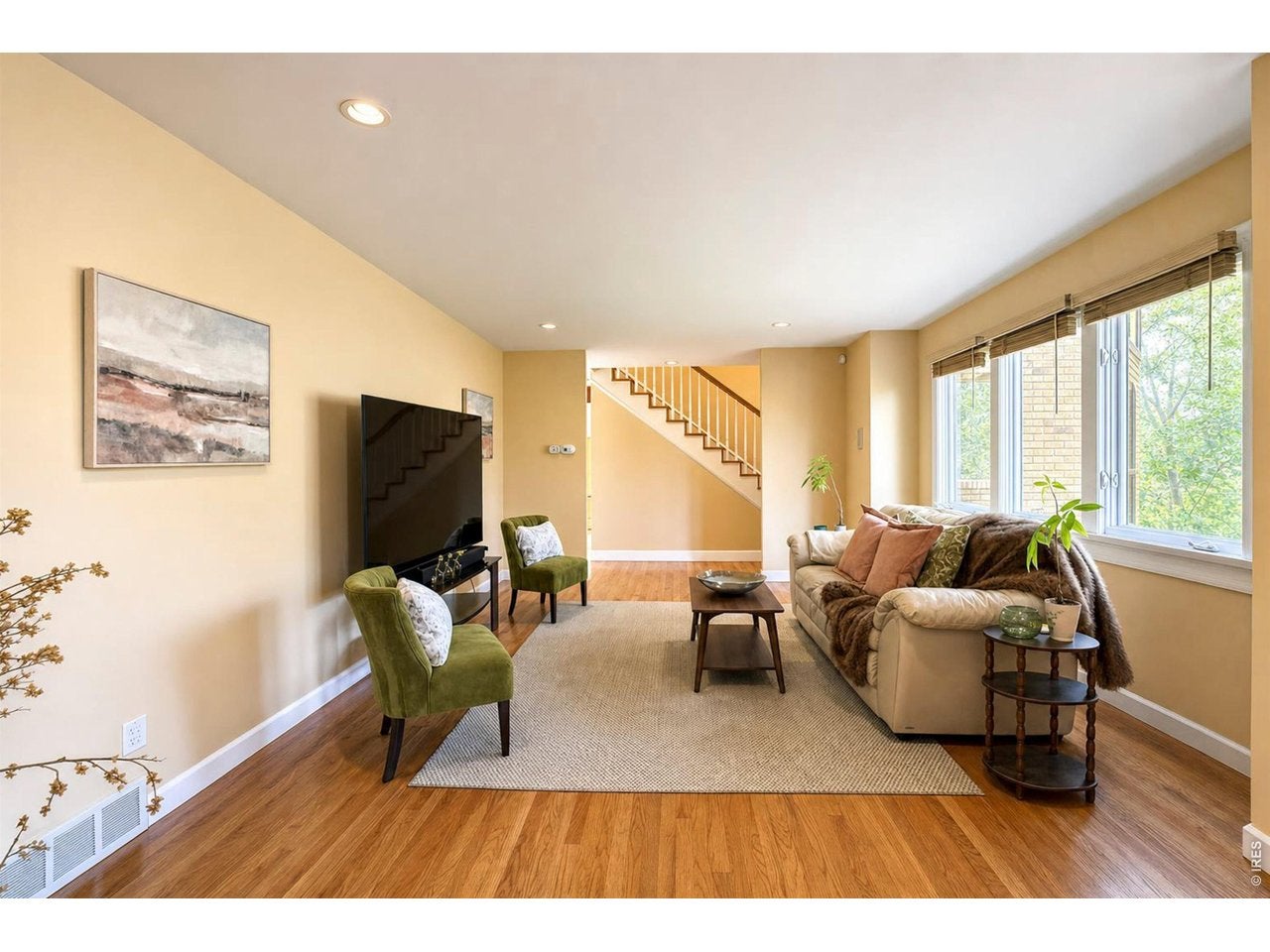 1224 Twin Peaks Cir