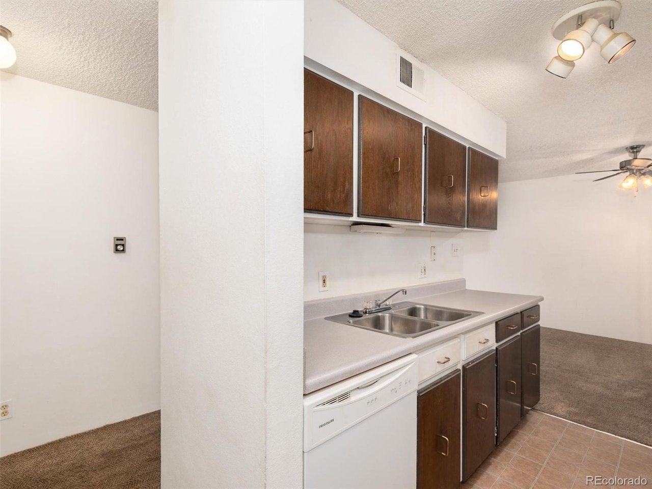 7355 E Quincy Ave 202