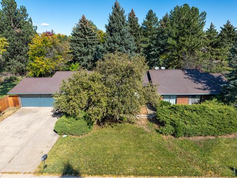 Tiny photo for 4195 Chippewa Dr, Boulder, CO 80303 (MLS # 1054211)