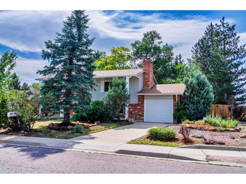 Photo of 110 Mohawk Dr, Boulder, CO 80303 (MLS # 1068868)