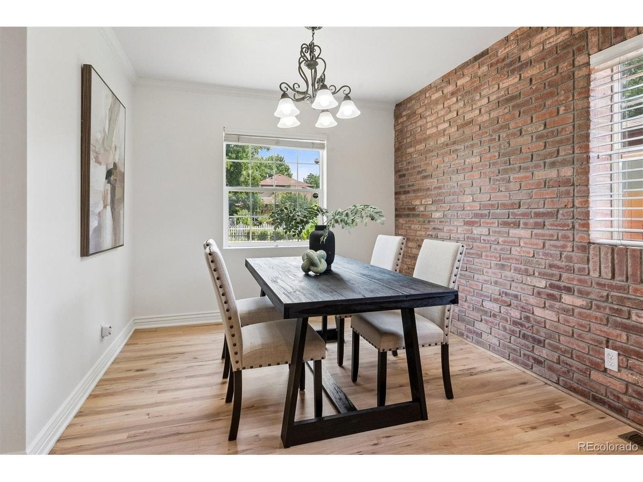 1141 Elm St