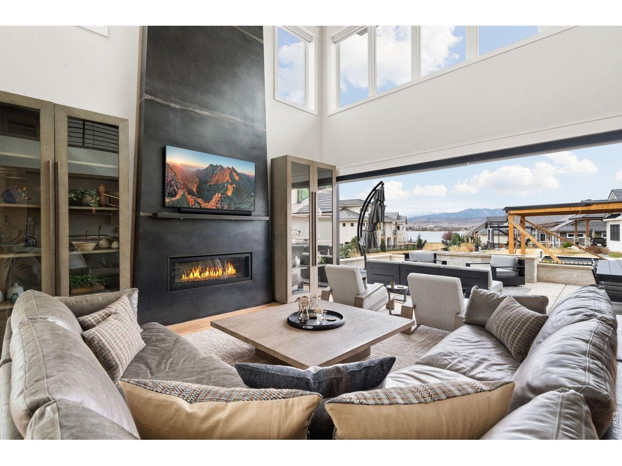 2311 Sugarloaf Rd