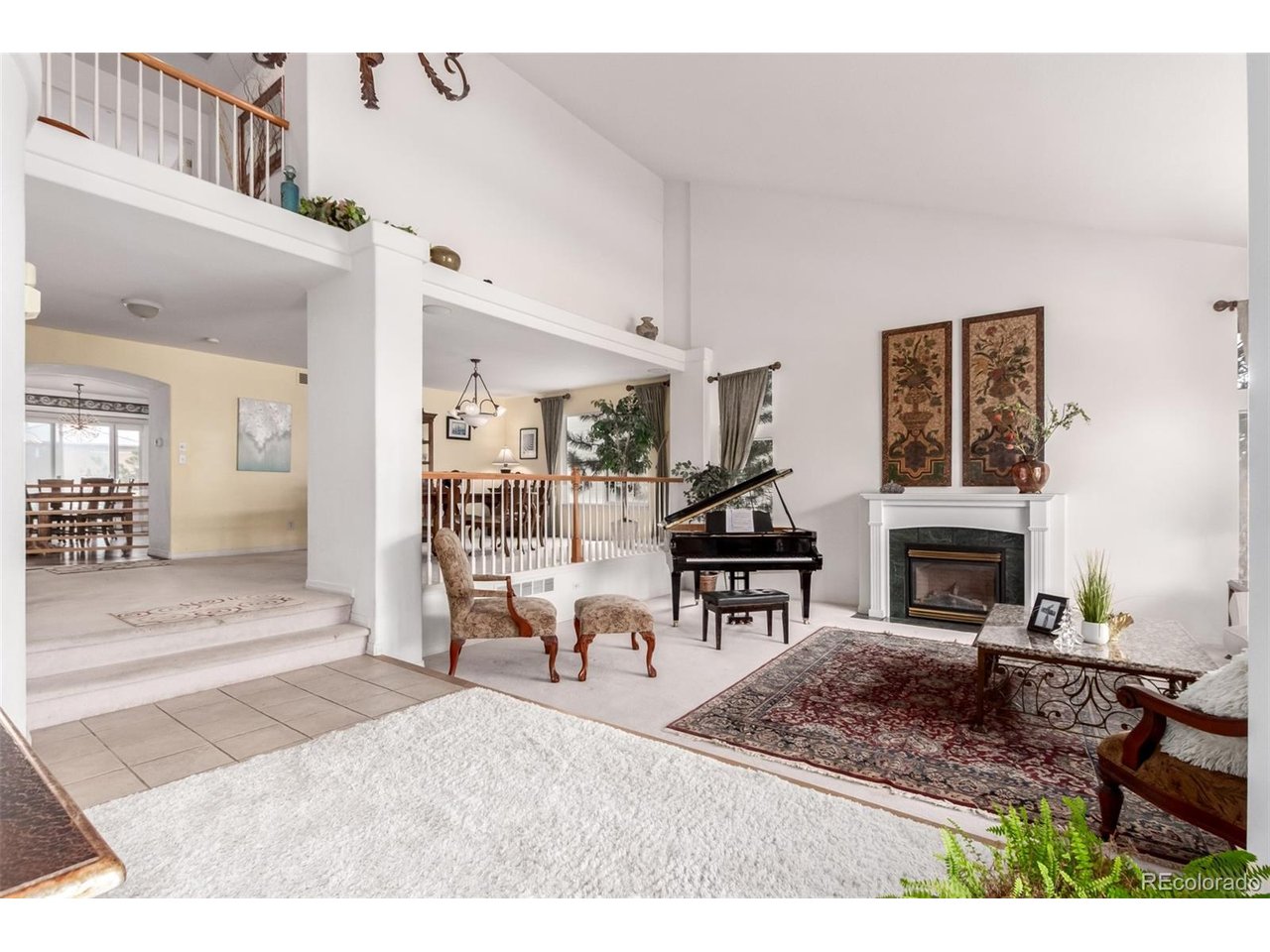 10105 Charissglen Ln