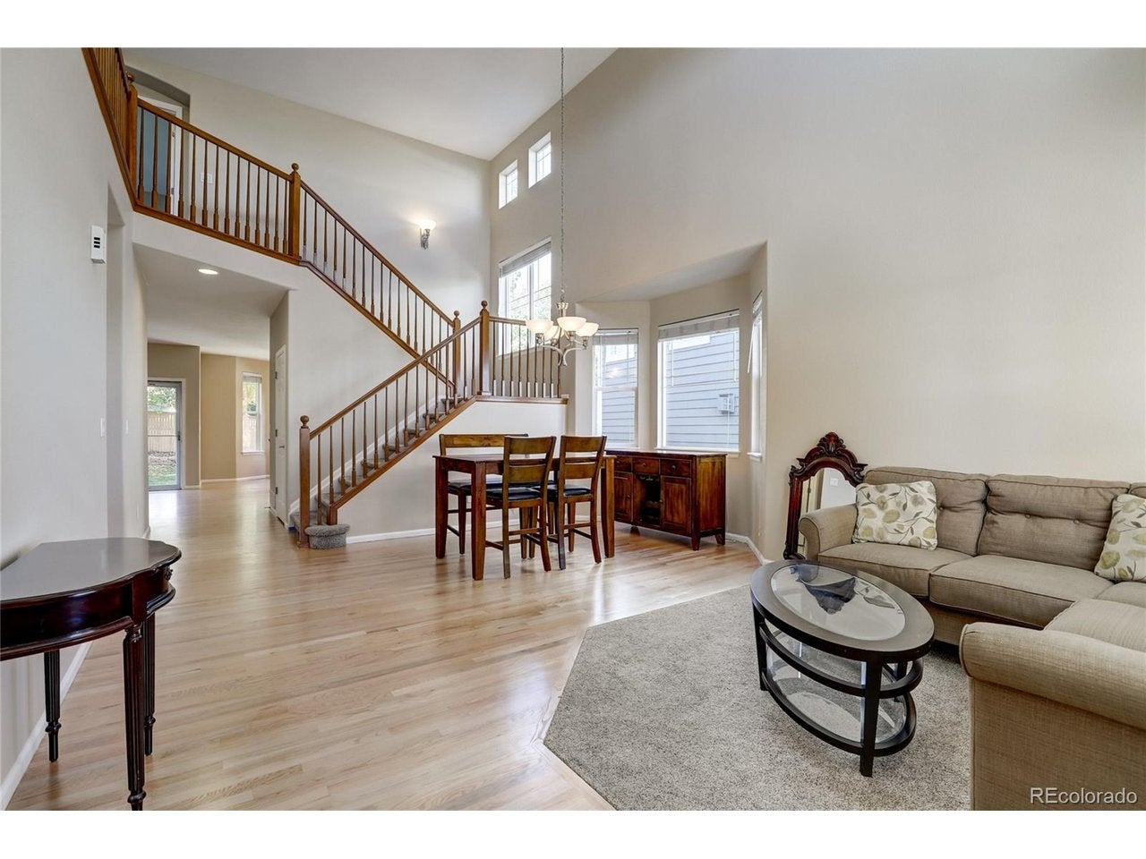 3242 Windridge Cir