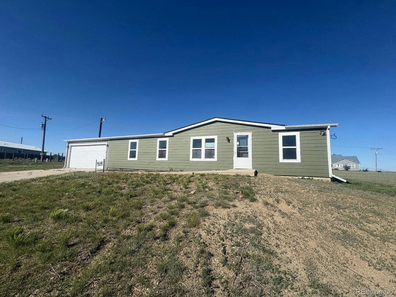 Photo 1 of 12 — 823 7th St, Hugo, CO 80821