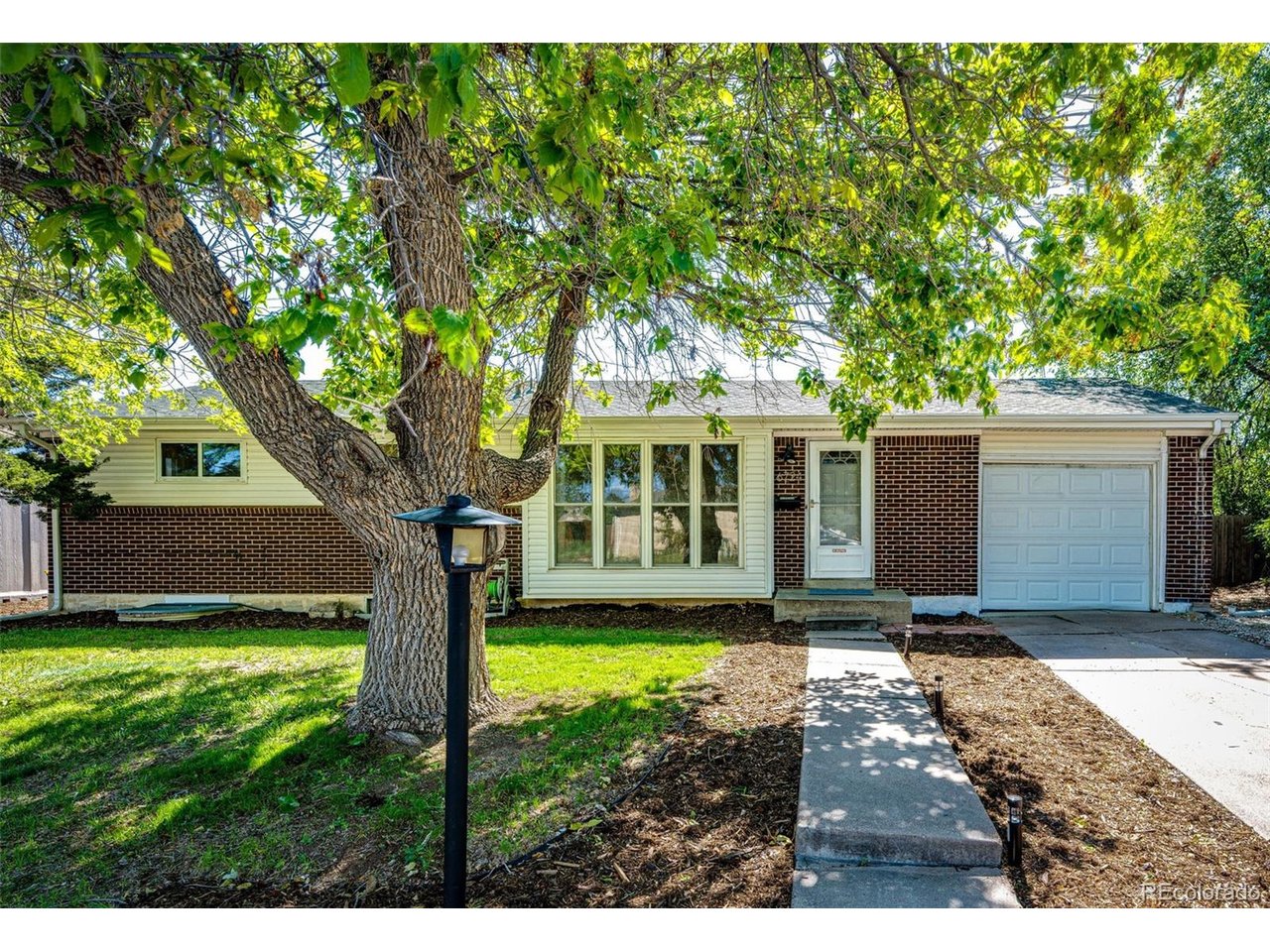 Photo 1 of 35 — 6724 S Ash Way, Centennial, CO 80122