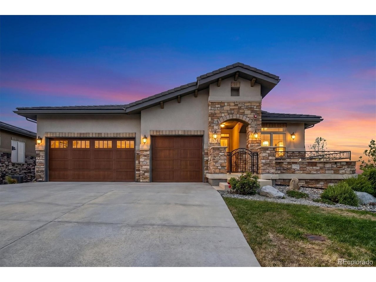 375 Casalon Pl