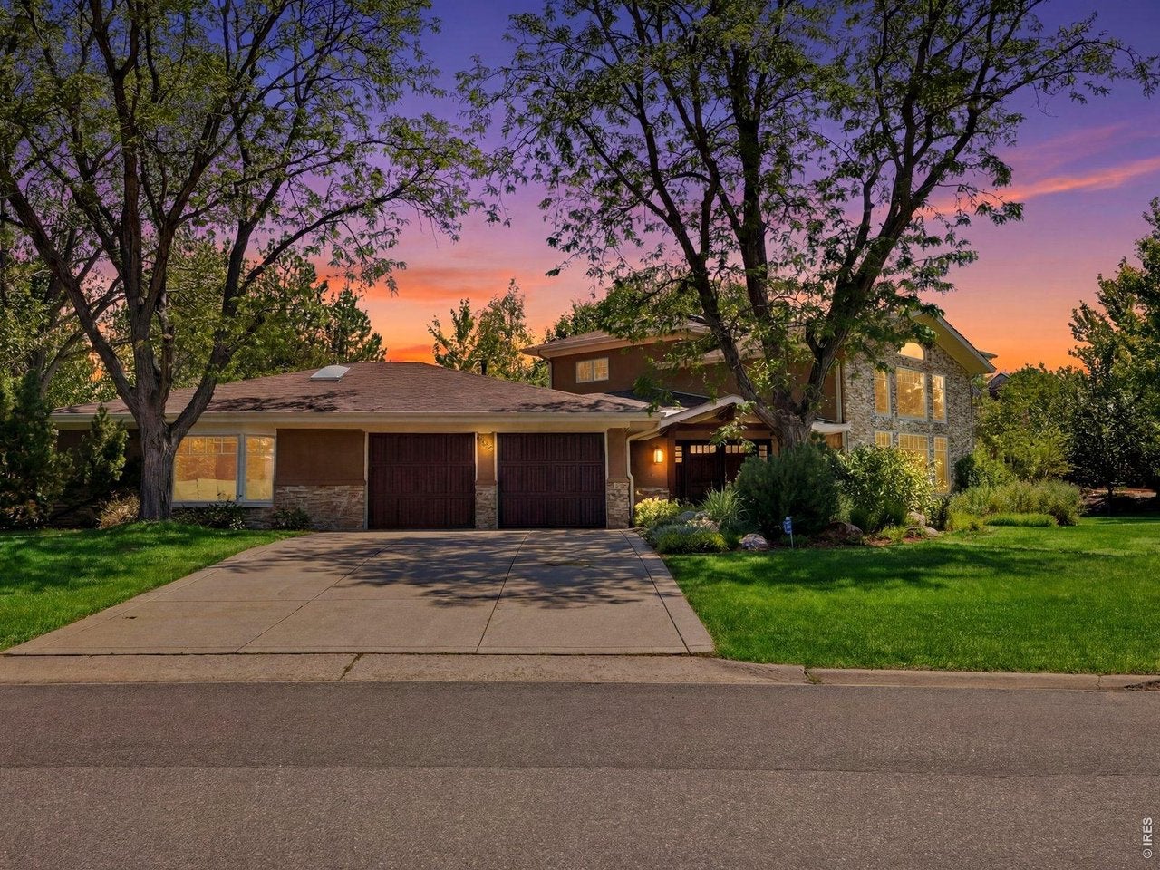 942 Stearns Ave