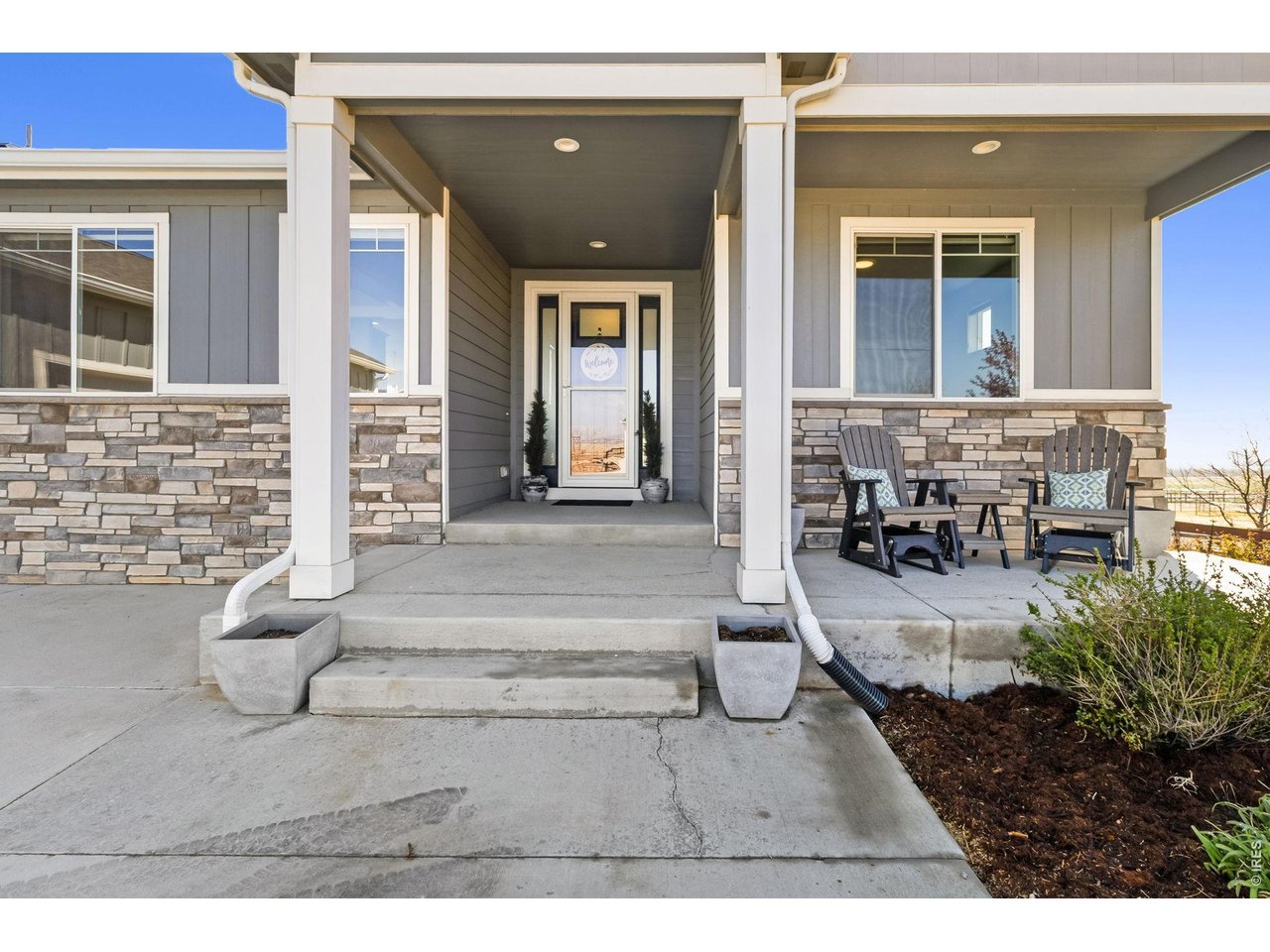 5042 Prairie Lark Ln