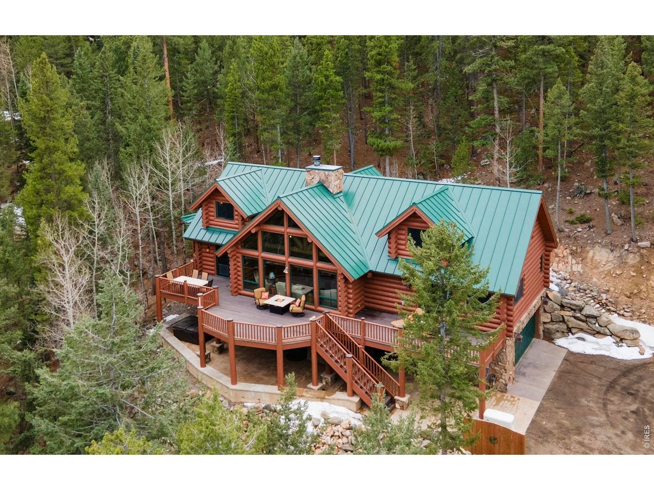 1490 Hummingbird Dr
