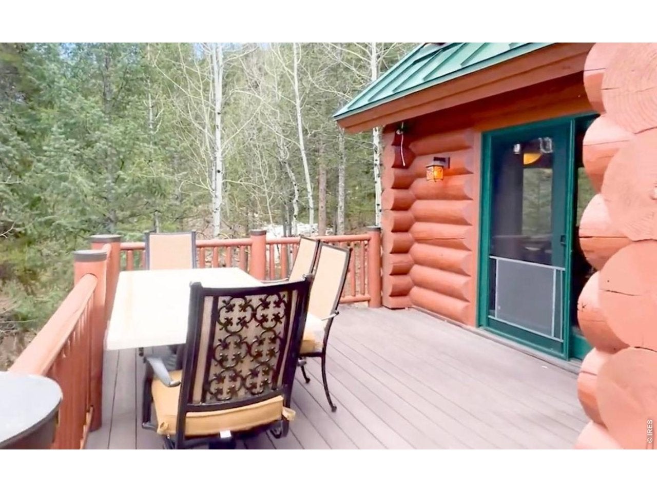 1490 Hummingbird Dr