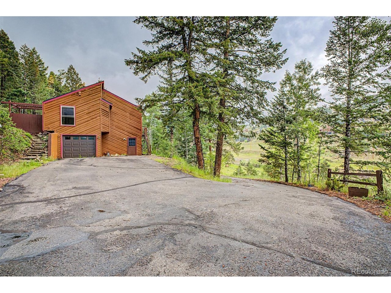Photo 1 of 39 — 29526 Bronco Rd, Evergreen, CO 80439