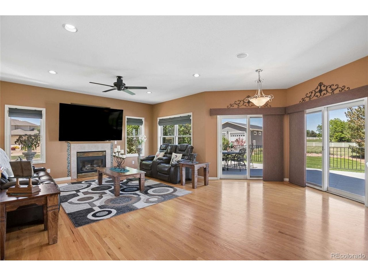 3795 Whitetail Ct