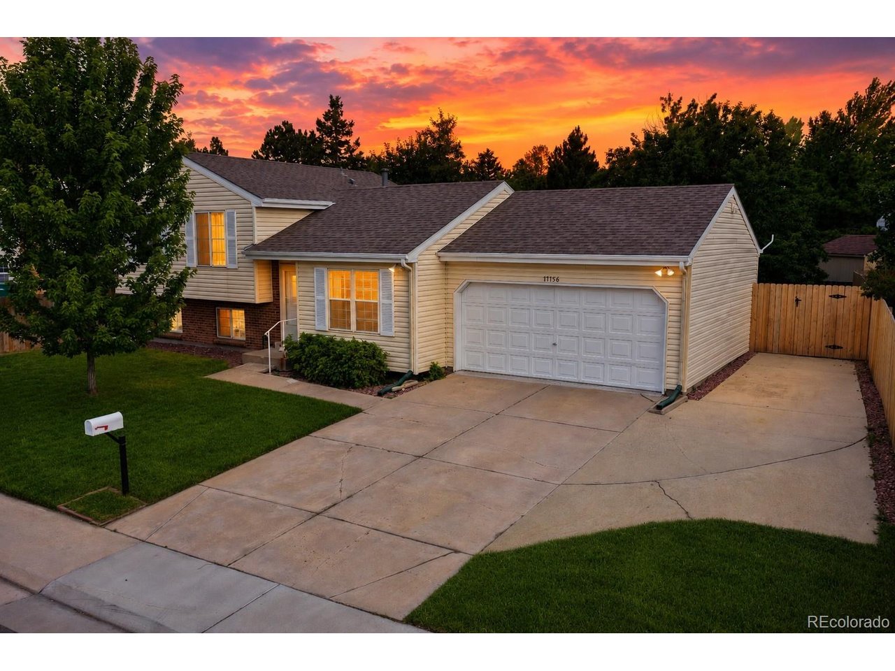 Photo 1 of 35 — 17156 E Progress Cir, Aurora, CO 80015