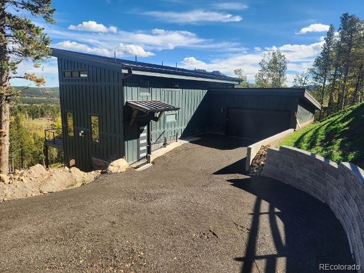 Photo 1 of 44 — 1000 Highpoint Cir, Black Hawk, CO 80422