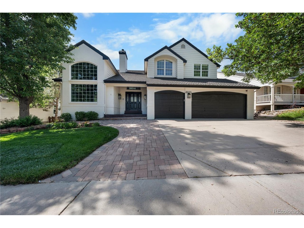 8935 Green Meadows Dr