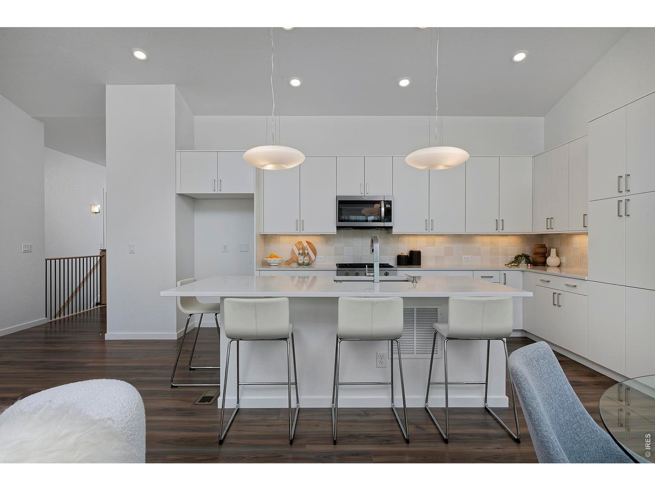 729 Kubat Ln 3-A