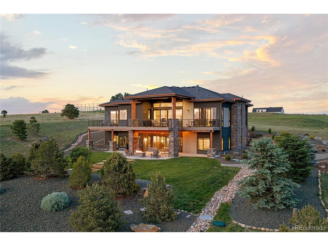 10689 Shadow Pines Rd