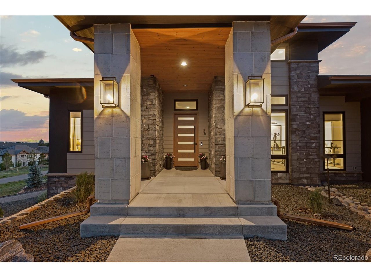 10689 Shadow Pines Rd