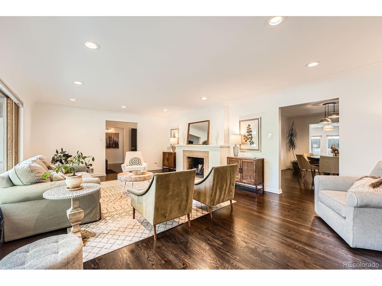 3695 E Dartmouth Ave