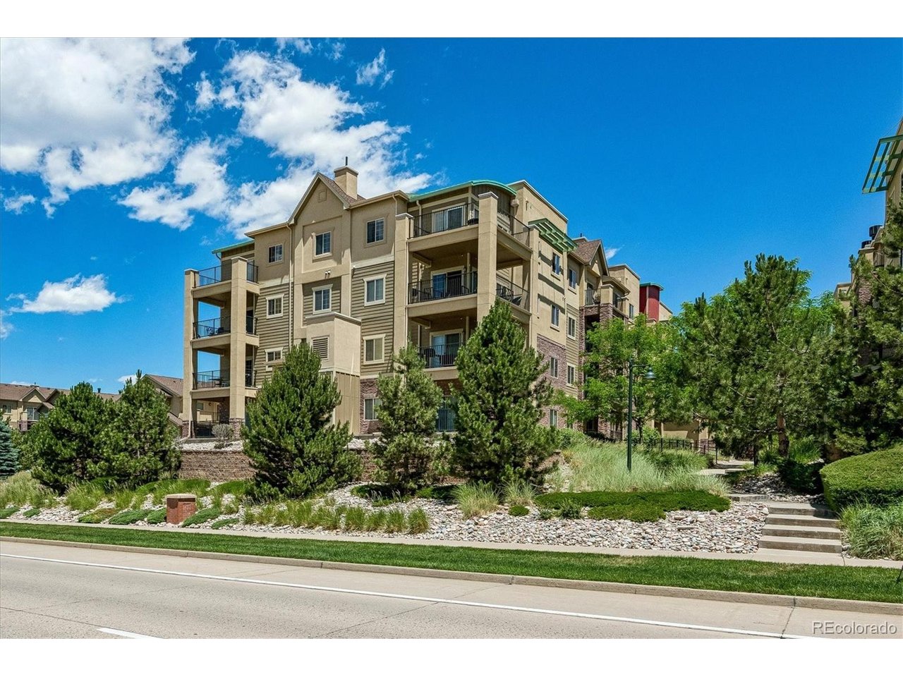Photo 1 of 28 — 1062 Rockhurst Dr 305, Littleton, CO 80129