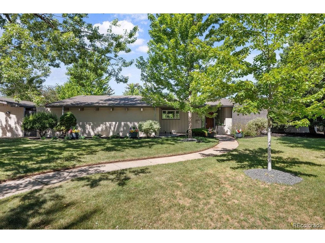 6059 S Elati St