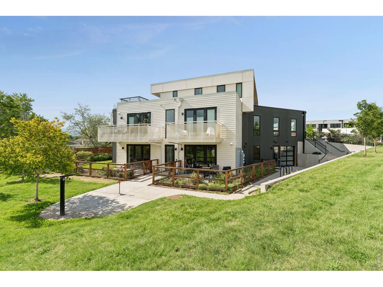 Photo 1 of 41 — 3261 Airport Rd D-102, Boulder, CO 80301