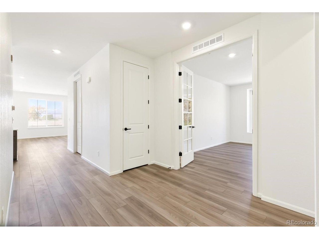 120 Telleen Ct