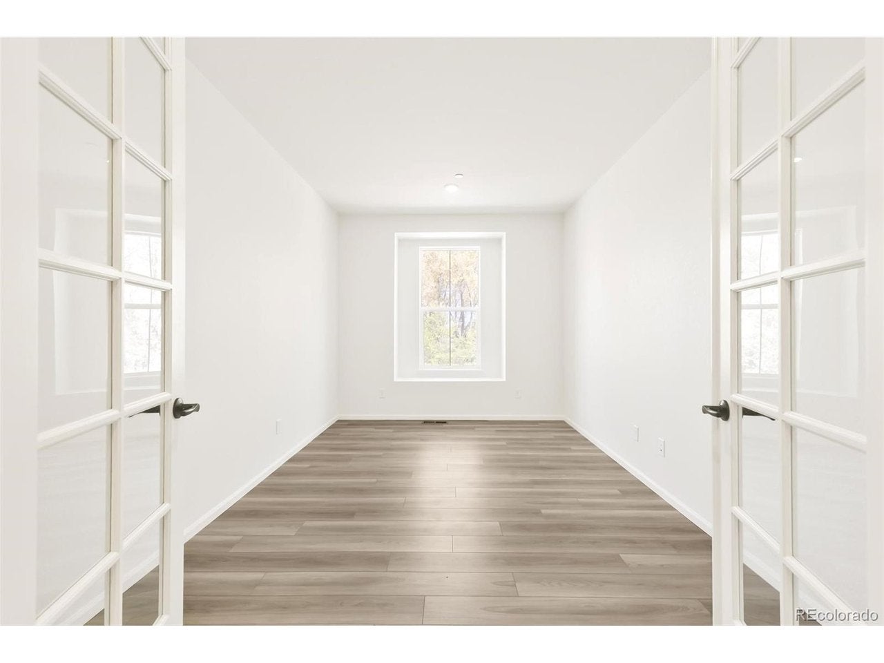120 Telleen Ct
