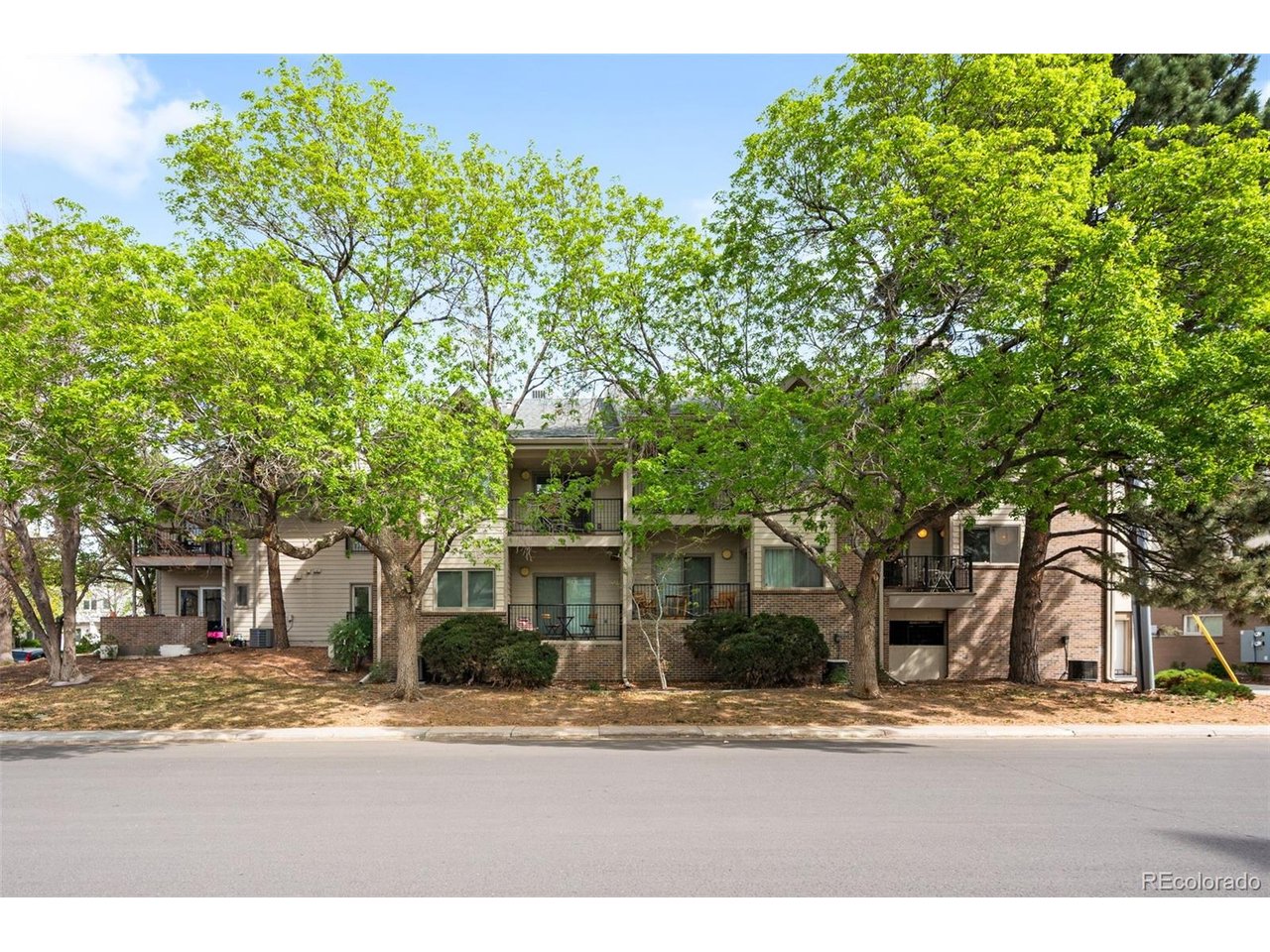 170 S Jackson St 101