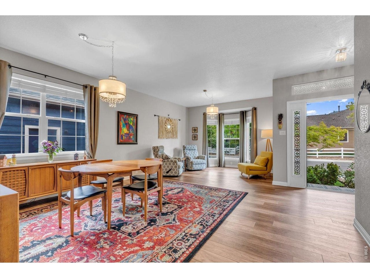 1628 Naples Ln