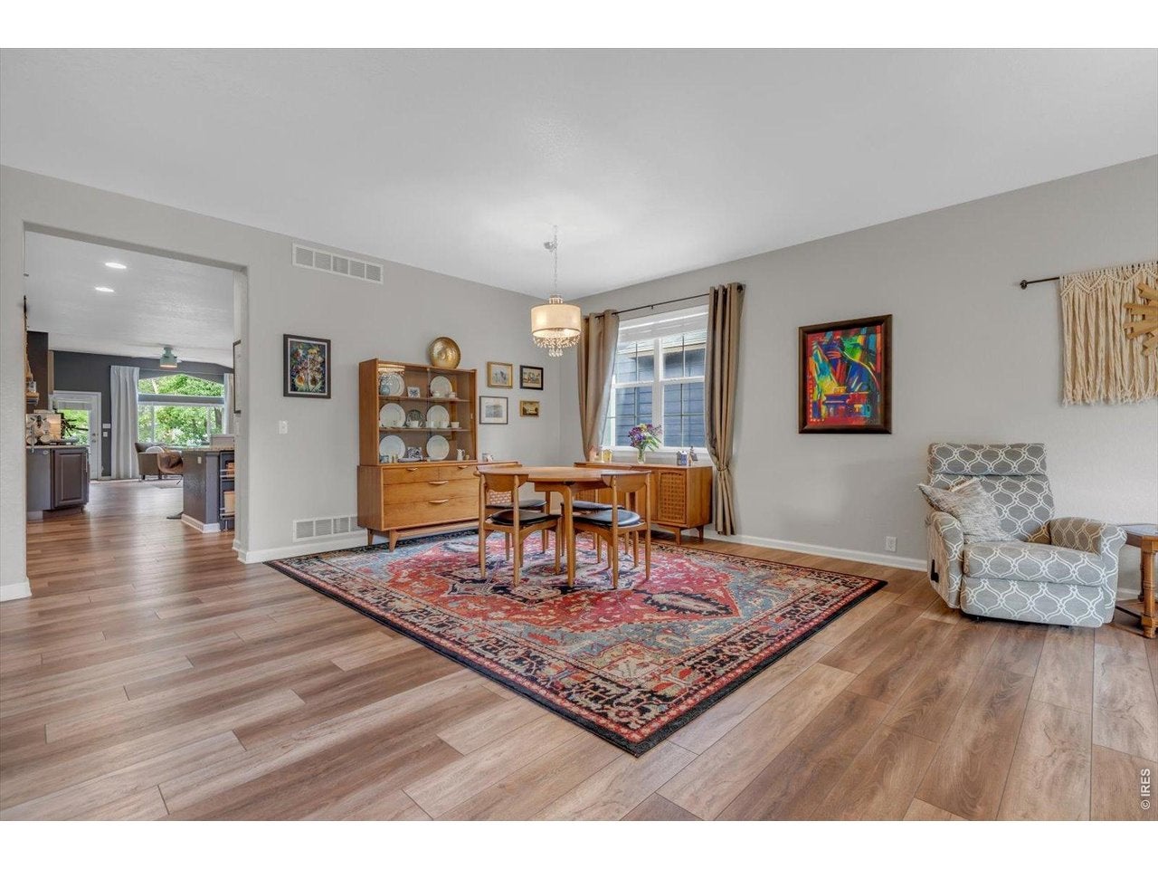1628 Naples Ln