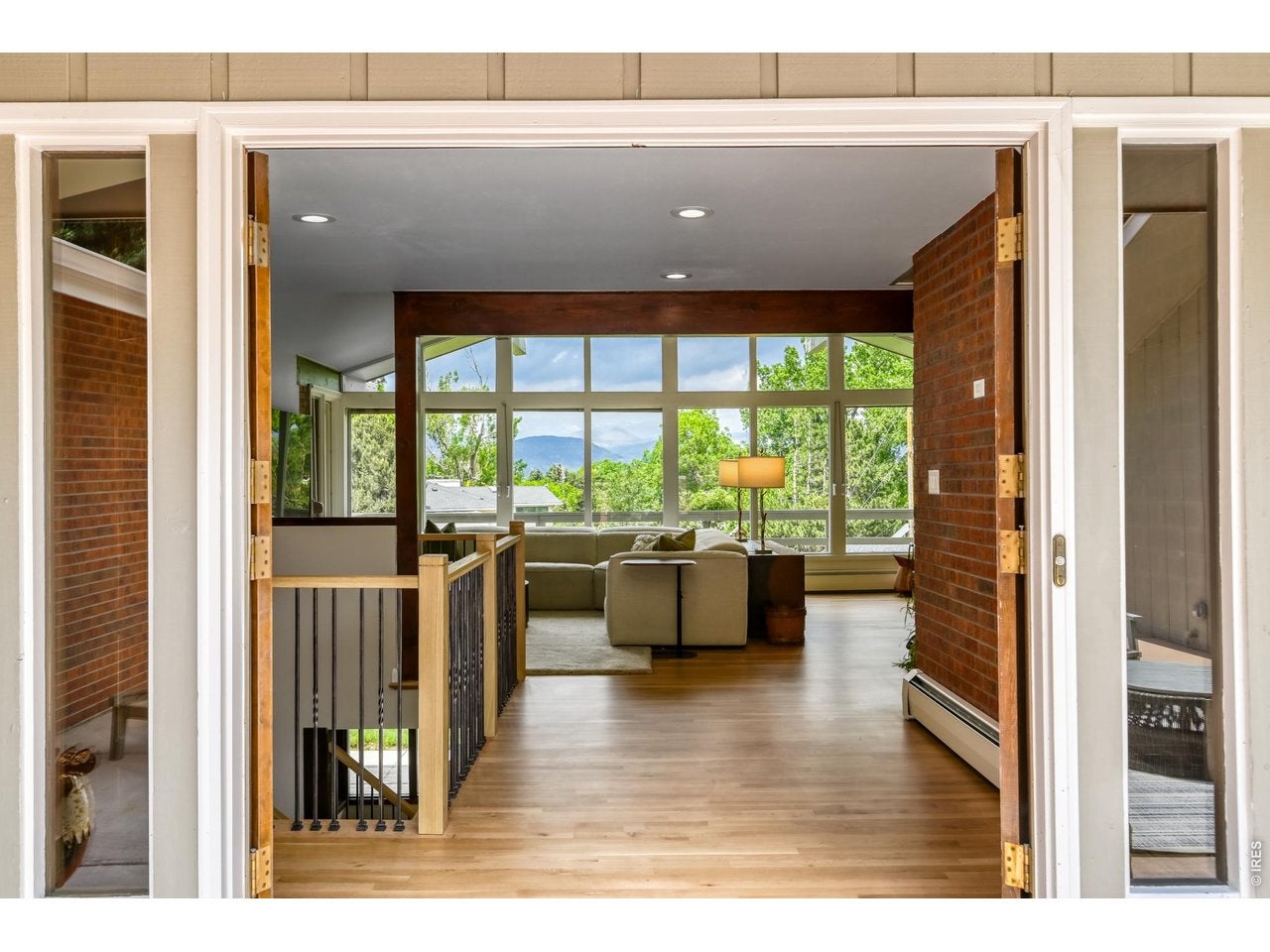 19 Ridge Rd, Boulder, CO, 80303, USA, 4 Bedrooms Bedrooms, ,4 BathroomsBathrooms,Residential,Active,19 Ridge Rd,1060212