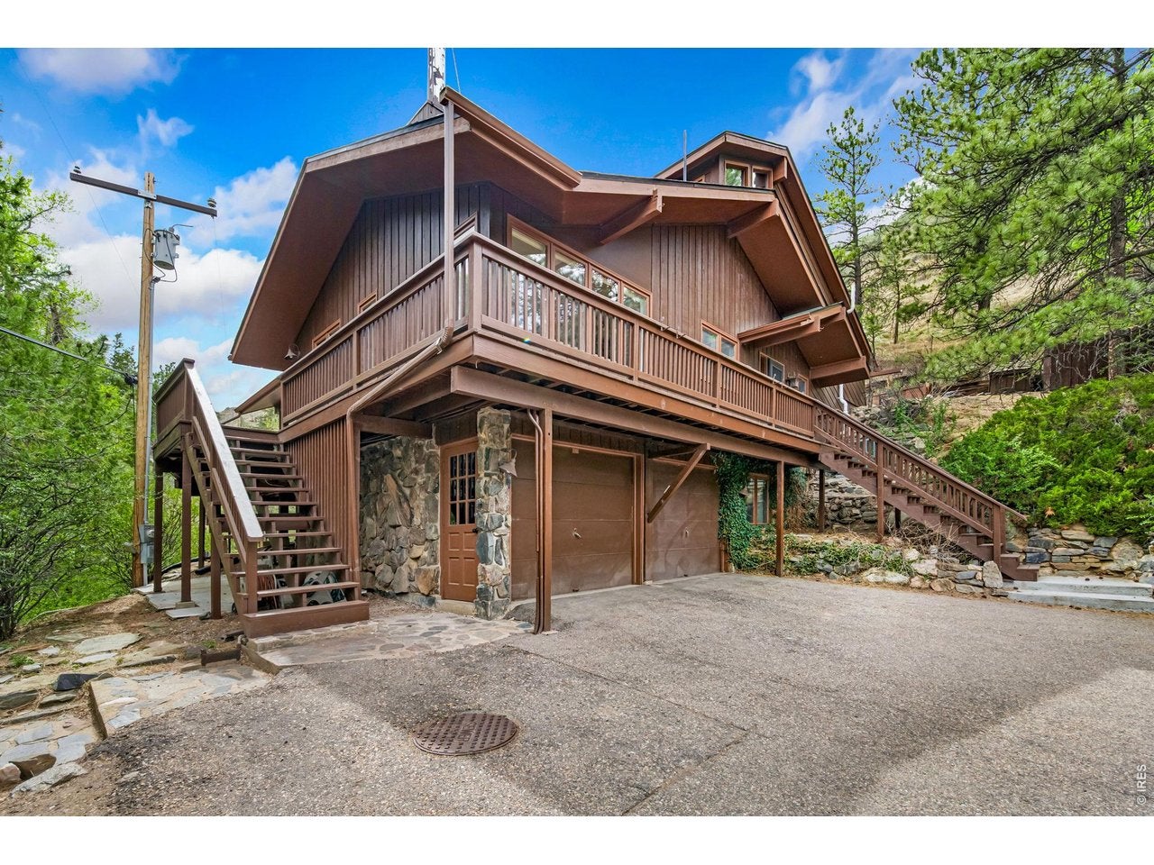 31 Kings Canyon Rd