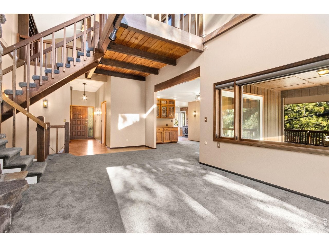 31 Kings Canyon Rd