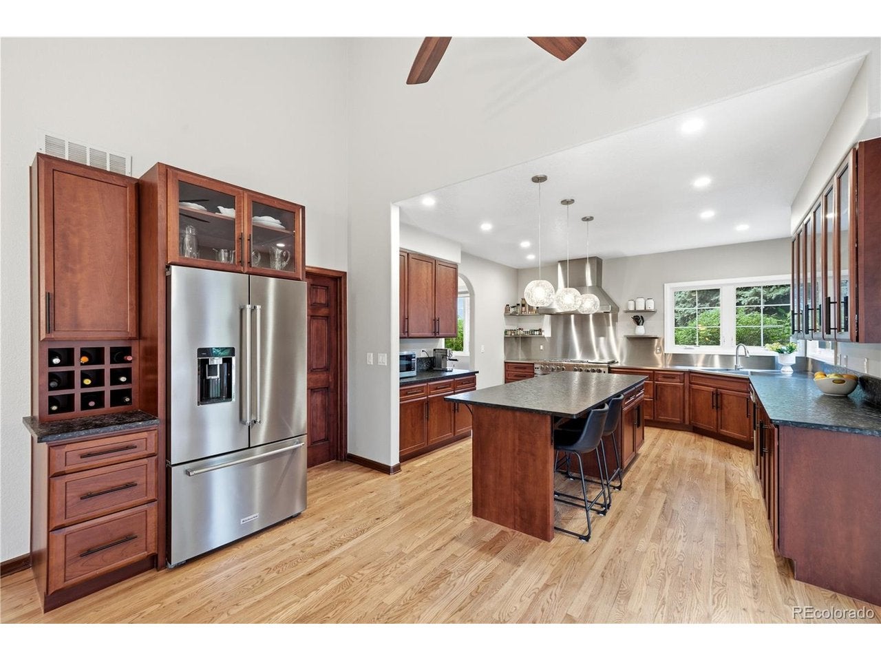 9636 E Maplewood Cir