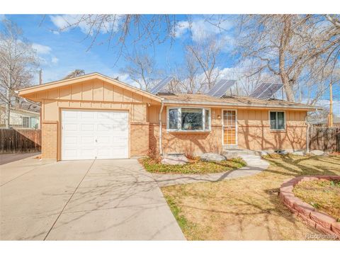 973 S Holland St Lakewood CO 80226