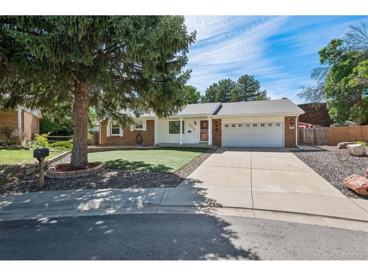 13916 E Alabama Pl