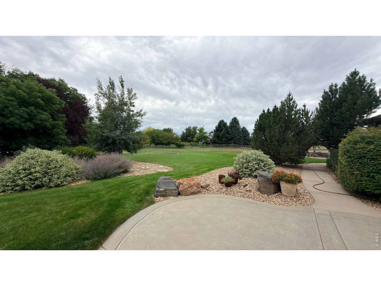 9078 Fieldcrest Ln