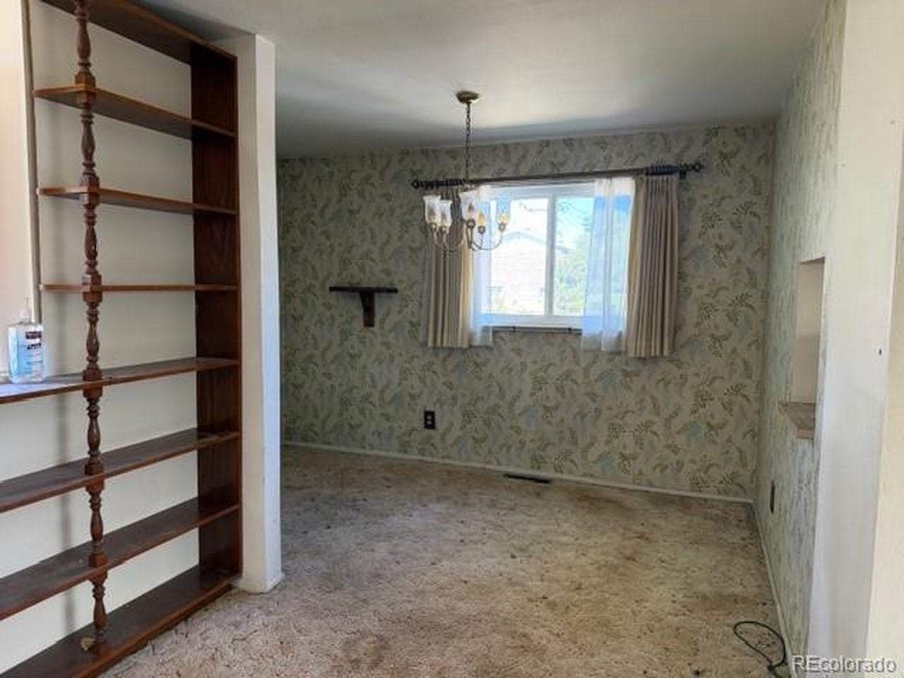3134 Blackhawk St