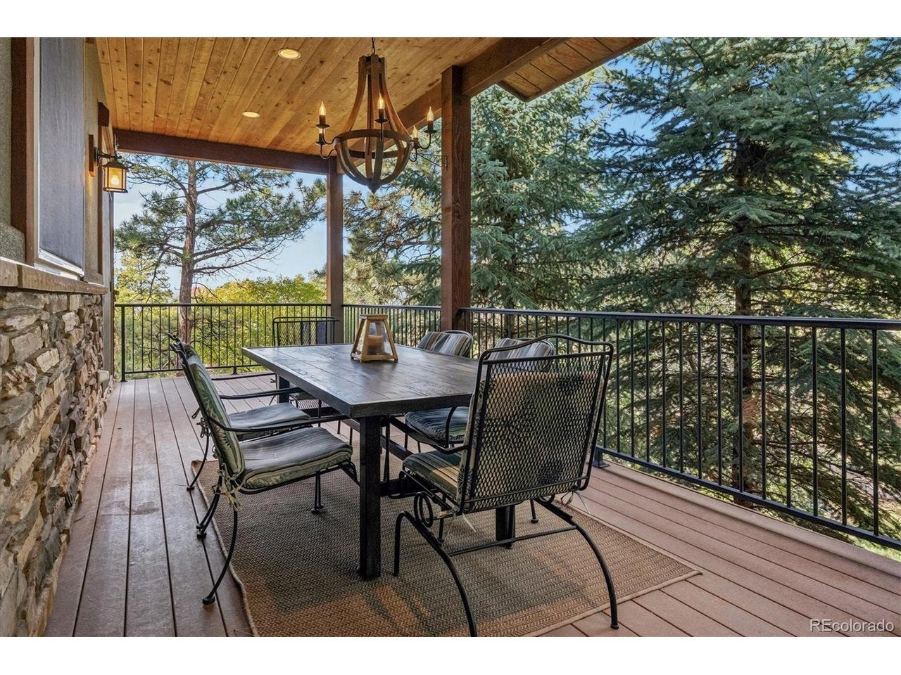 5097 Fox Sparrow Rd