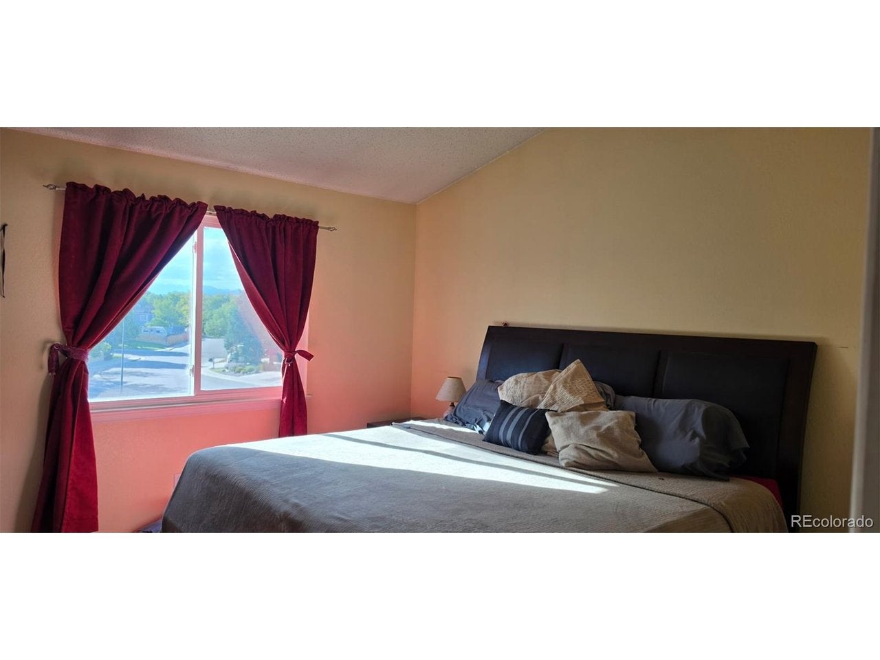 12137 Hudson Ct