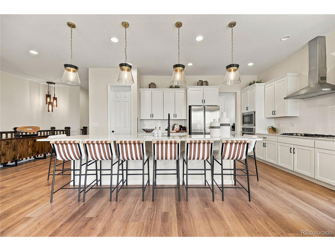 1392 Zenith Heights Ct