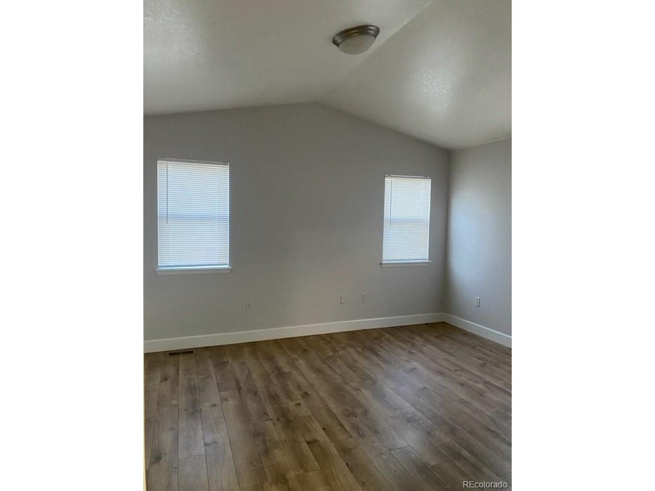 4580 W Alameda Ave