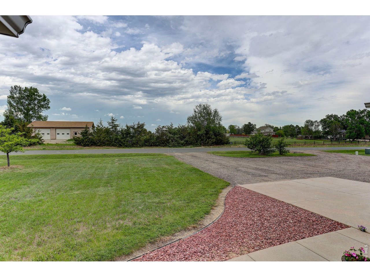 4717 Foothills Dr