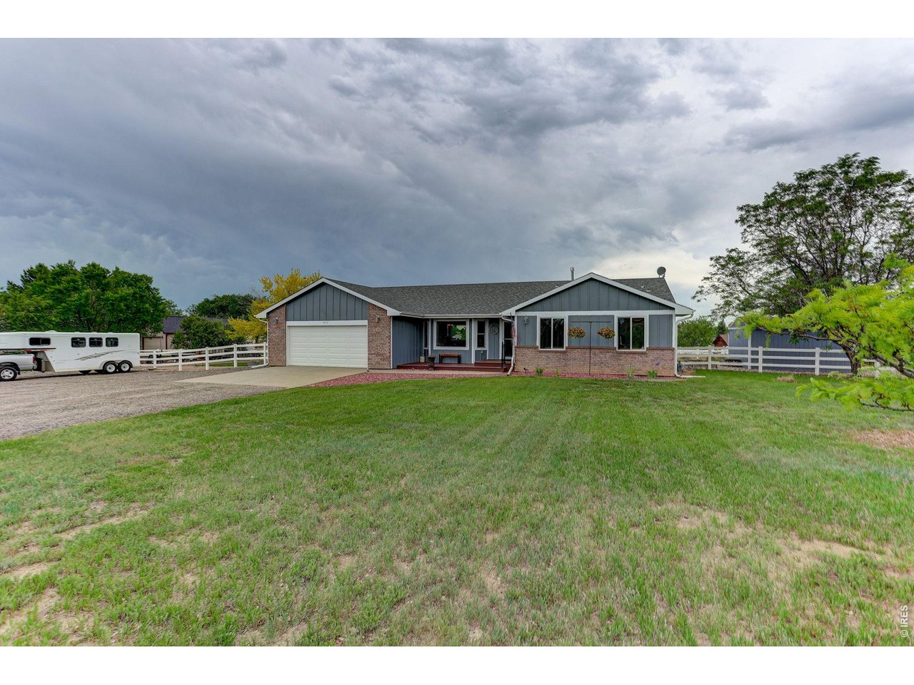 4717 Foothills Dr
