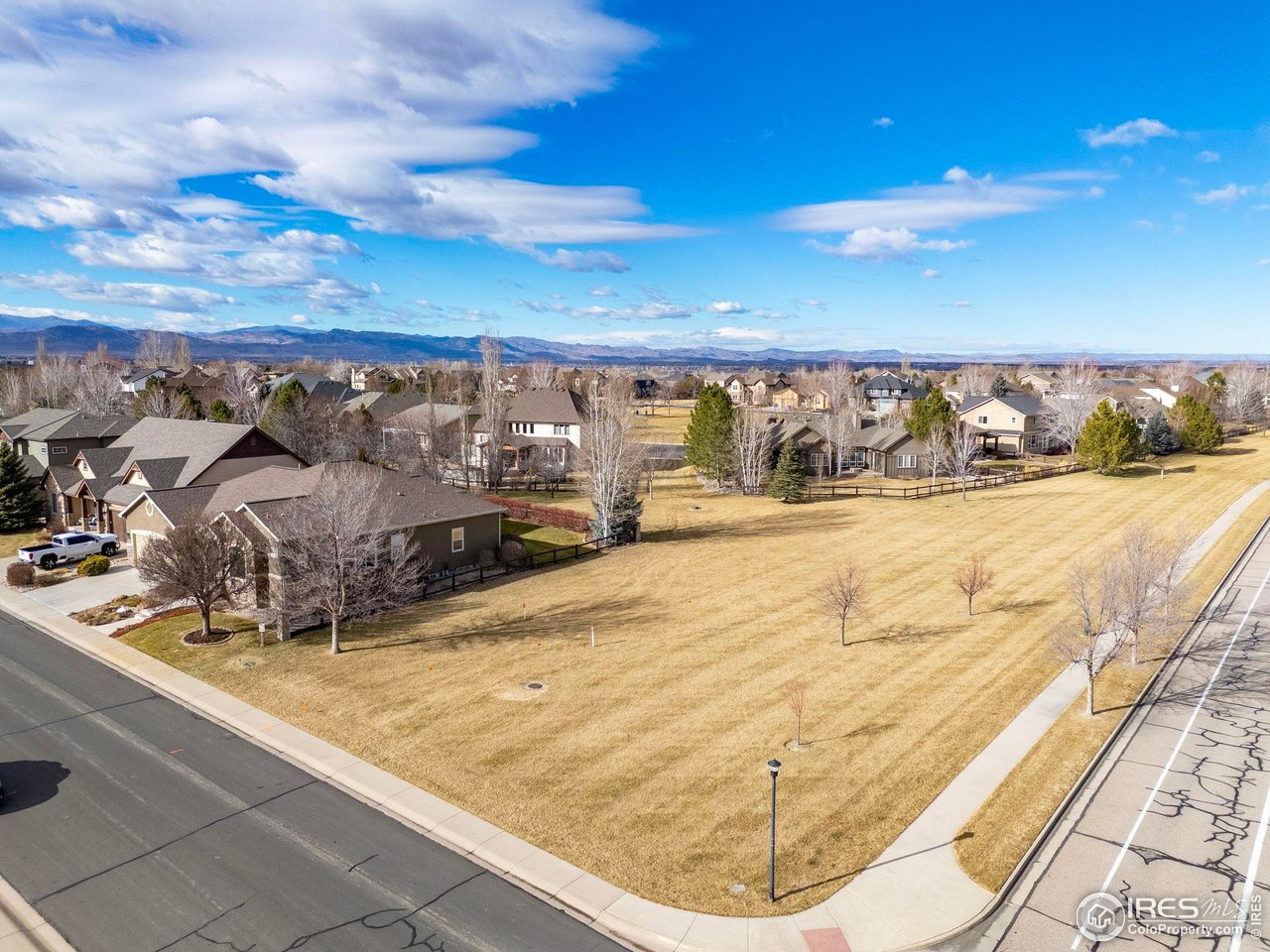 6684 Royal Country Down Dr