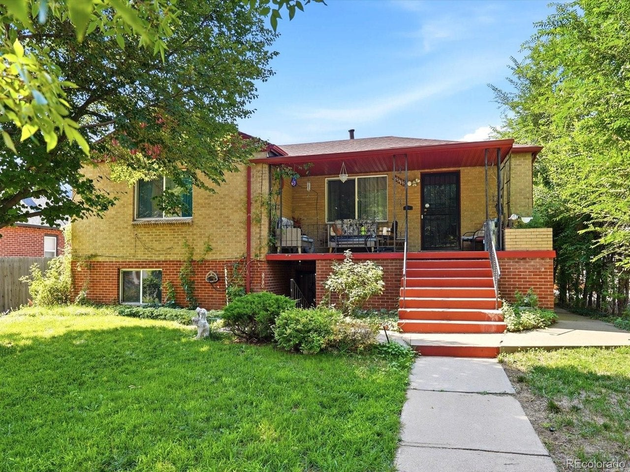 2732 W 37th Ave